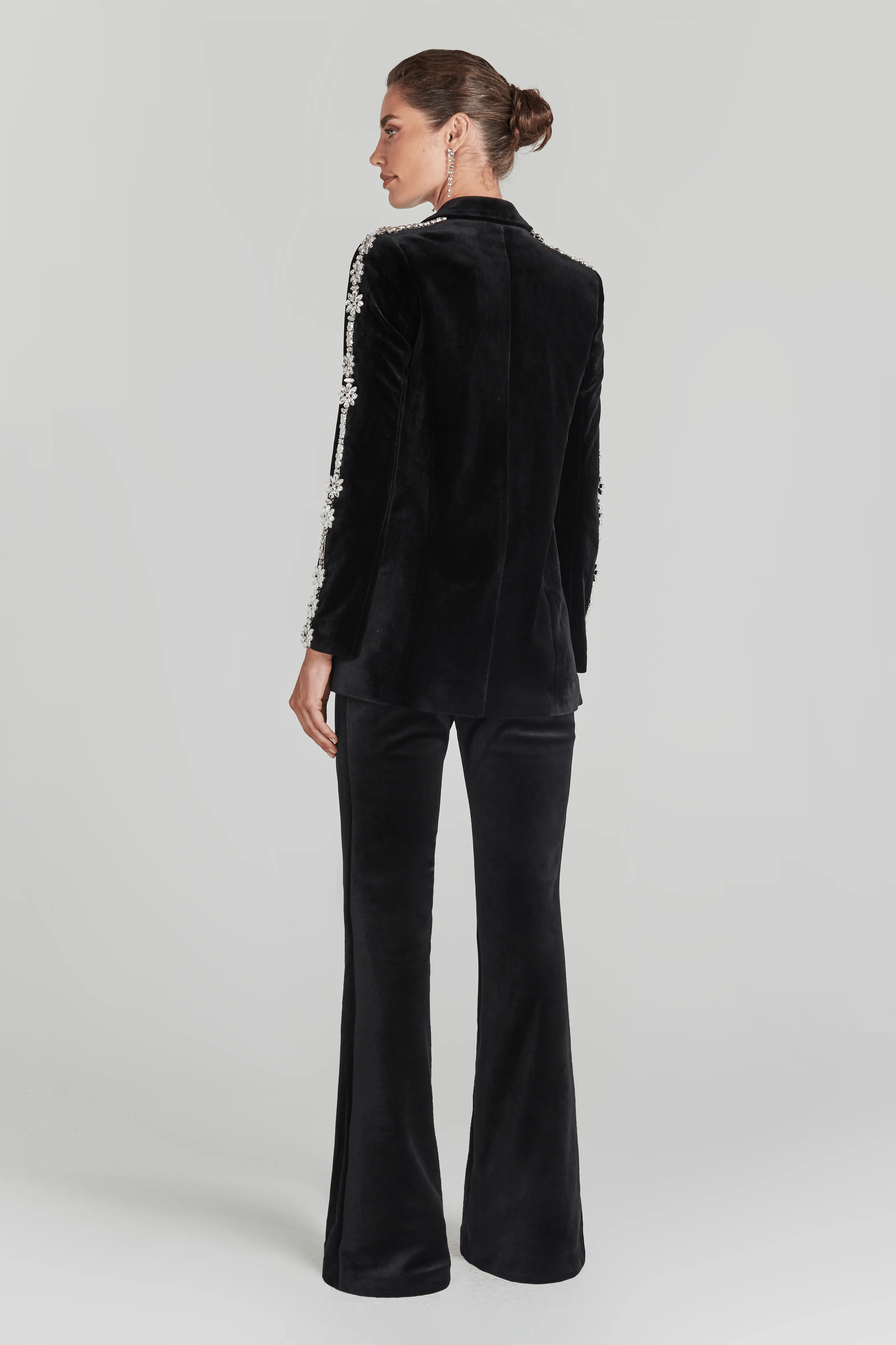 DAVINA Black Velvet Blazer - Image 6